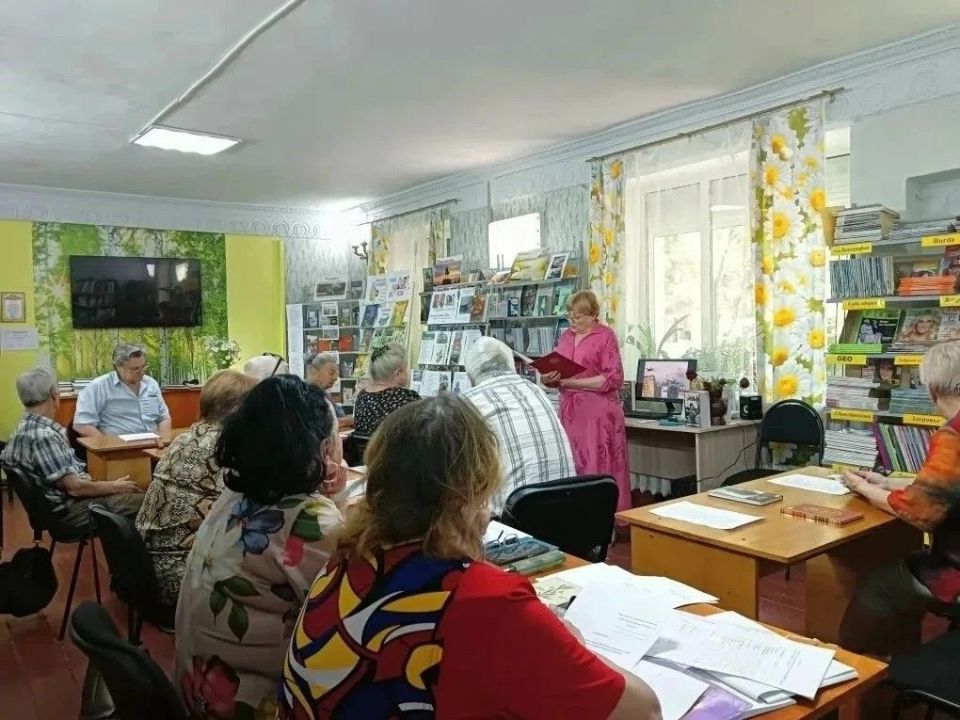 В читальных залах библиотеки для взрослых проходят мероприятия, посвященные Дню памяти и скорби В читальных залах библиотеки для взрослых проходят мероприятия, посвященные Дню памяти и скорби