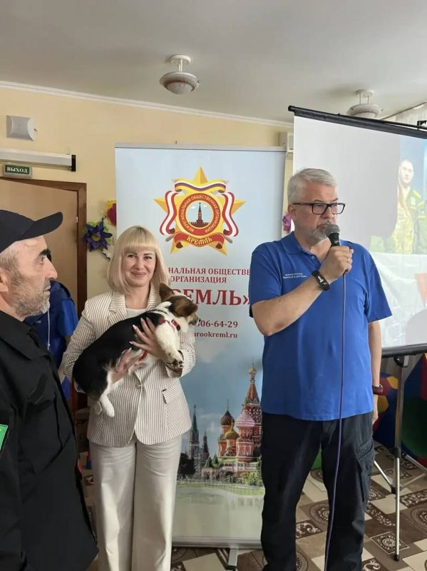 Инна Швенк: Луганская Народная Республика приняла особенных гостей – очаровательный отряд корги под названием «Маруся и друзья» Инна Швенк: Луганская Народная Республика приняла особенных гостей – очаровательный отряд корги под названием «Маруся и друзья»