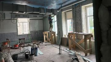 В Ровеньковском детском саду «Аленький цветочек» начат ремонт пищеблока