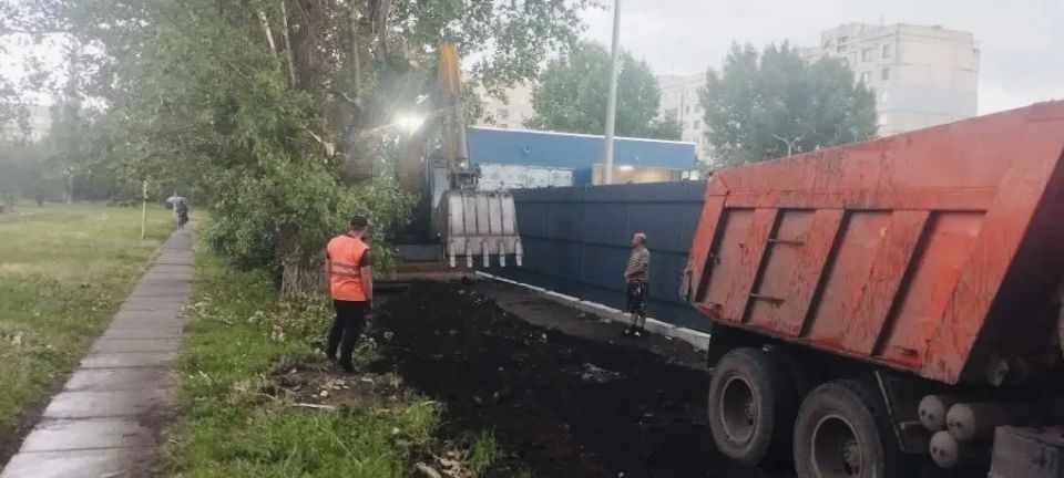 Новости дорожного ремонта. Специалисты подрядной организации приступили к ремонту дорожного полотна Новости дорожного ремонта. Специалисты подрядной организации приступили к ремонту дорожного полотна