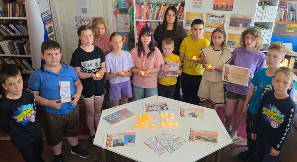 В пгт Новодарьевка прошел час памяти В пгт Новодарьевка прошел час памяти