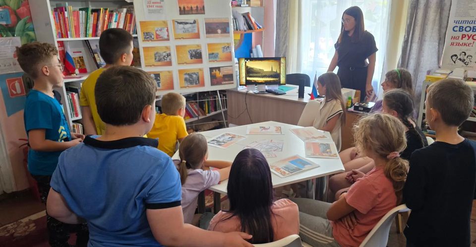 В пгт Новодарьевка прошел час памяти В пгт Новодарьевка прошел час памяти