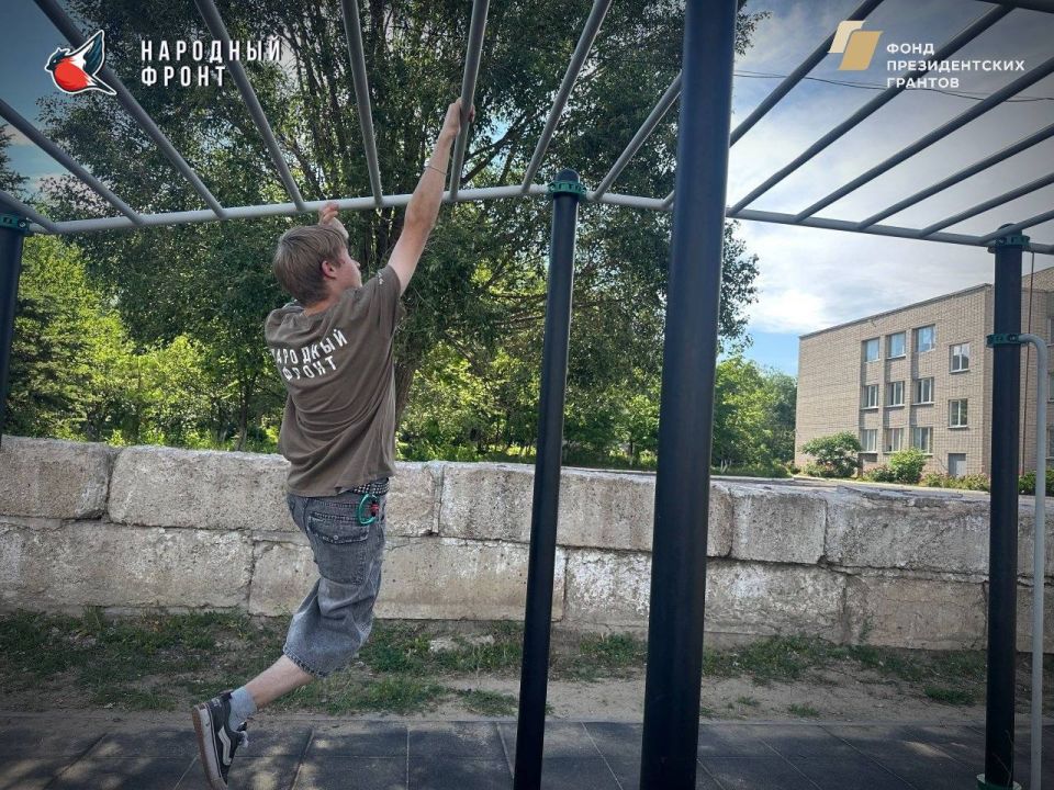 Спорт — это отличный способ укрепить не только тело, но и дух! Спорт — это отличный способ укрепить не только тело, но и дух!