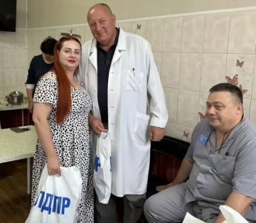 Профессия врача - гуманна и уникальна, ведь её результат — чья-то улыбка после долгой болезни, спокойный сон родных, возможность вновь обнять близких, строить планы и просто жить