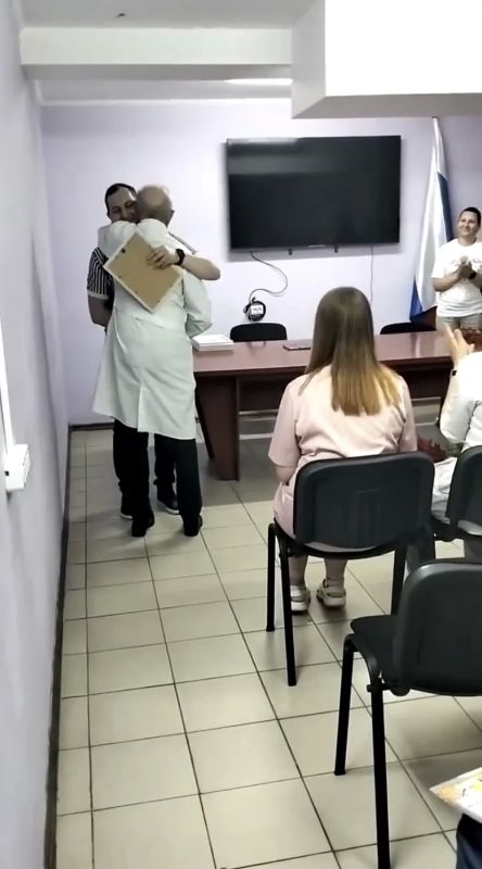 Вручение грамот и праздничный концерт в преддверии праздника Вручение грамот и праздничный концерт в преддверии праздника