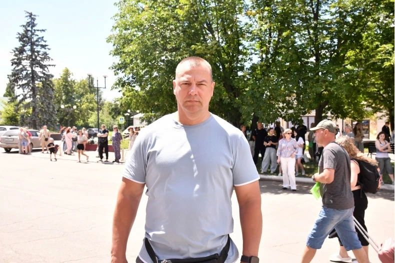 Лето, море и долгожданное возвращение: 724 свердловских ребенка вернулись домой с отдыха Лето, море и долгожданное возвращение: 724 свердловских ребенка вернулись домой с отдыха
