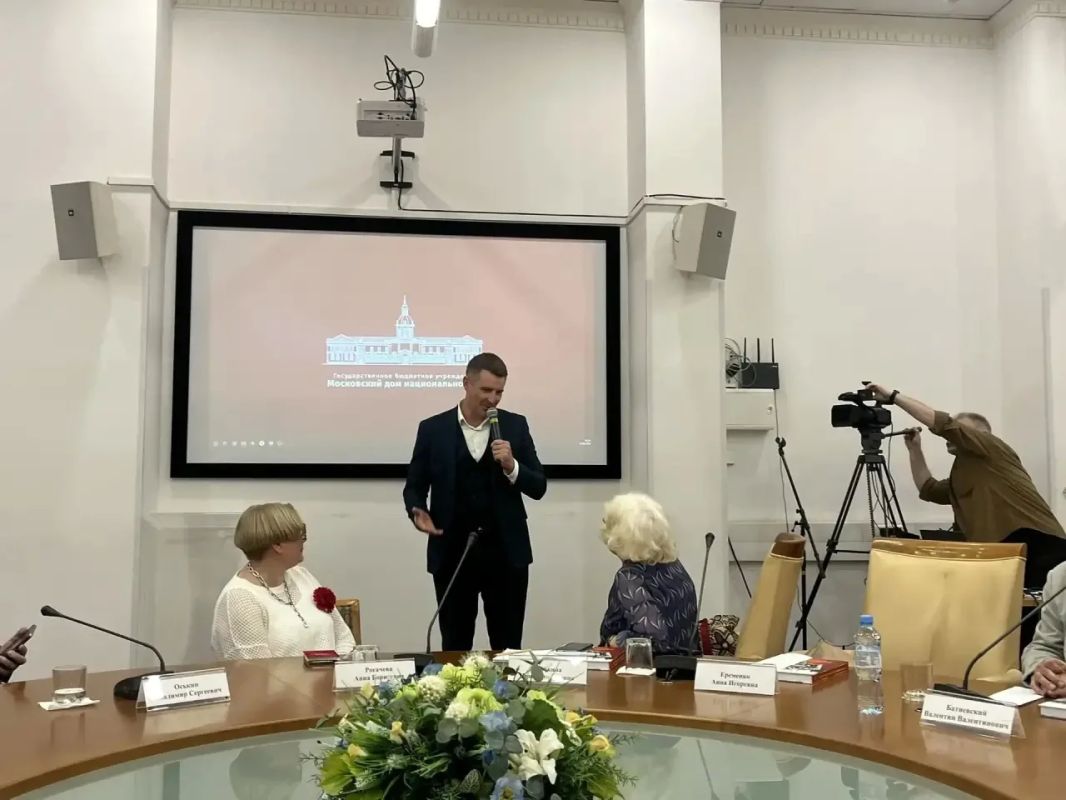 Память сквозь поколения: Сергей Чуйков принял участие в памятном мероприятии в Москве Память сквозь поколения: Сергей Чуйков принял участие в памятном мероприятии в Москве