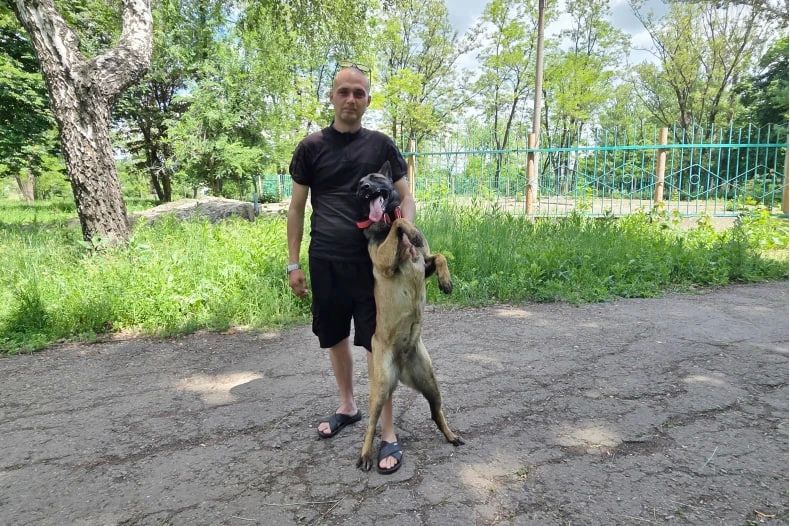 ОБЗОР ПРЕССЫ «ВОСТОЧНЫЙ ЭКСПРЕСС»: «Дрессировка – это борьба силы и интеллекта» ОБЗОР ПРЕССЫ «ВОСТОЧНЫЙ ЭКСПРЕСС»: «Дрессировка – это борьба силы и интеллекта»