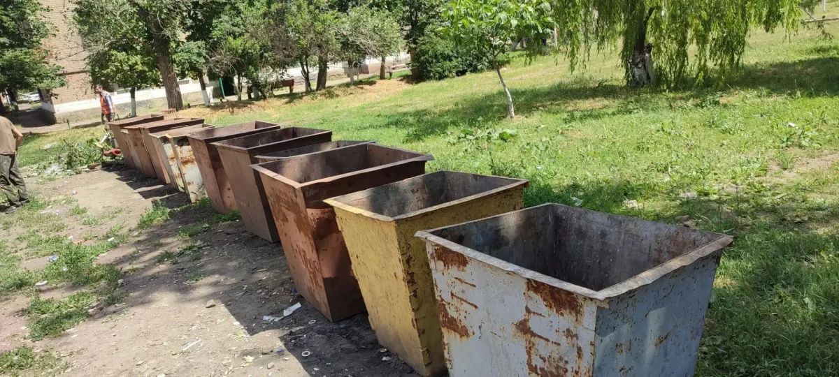 В пгт Ясеновский осуществлен вывоз отходов с контейнерных площадок В пгт Ясеновский осуществлен вывоз отходов с контейнерных площадок