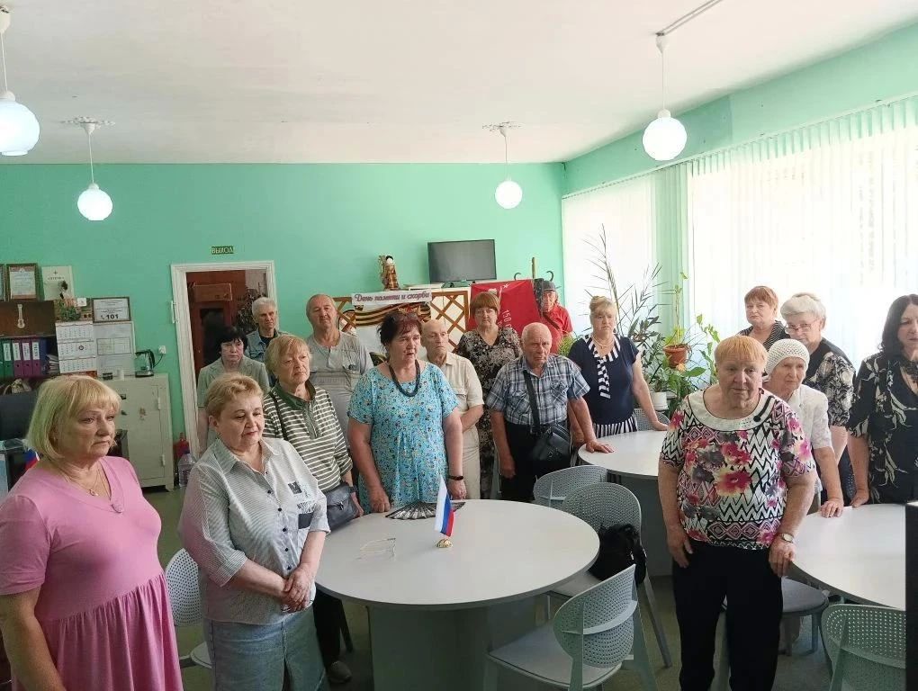 В Кировском историко-художественном музее представители ветеранской организации приняли участие в общероссийской минуте молчания, посвященной Дню памяти и скорби – дню начала Великой Отечественной войны (1941 год), посмотрев...