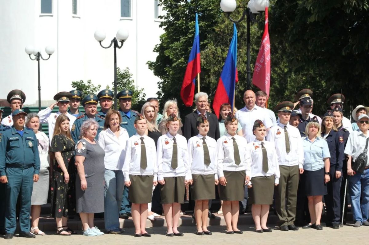 Память, объединяющая поколения Память, объединяющая поколения
