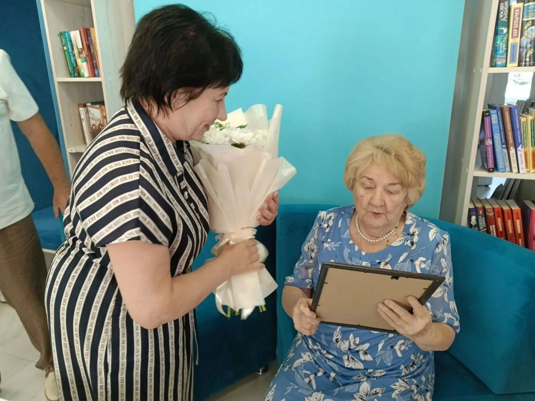 Андрей Рубанцов: СЕГОДНЯ СВОЙ 90-ЛЕТНИЙ ЮБИЛЕЙ ОТМЕЧАЕТ НАША ЗЕМЛЯЧКА, АВТОР ТЕКСТА ГИМНА РОВЕНЬКОВ РАИСА ТИМОФЕЕВНА МАЛЬЦЕВА Андрей Рубанцов: СЕГОДНЯ СВОЙ 90-ЛЕТНИЙ ЮБИЛЕЙ ОТМЕЧАЕТ НАША ЗЕМЛЯЧКА, АВТОР ТЕКСТА ГИМНА РОВЕНЬКОВ РАИСА ТИМОФЕЕВНА МАЛЬЦЕВА