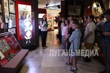 Голоса из героического прошлого: в Свердловском музее прошло мероприятие с использованием голографических устройств