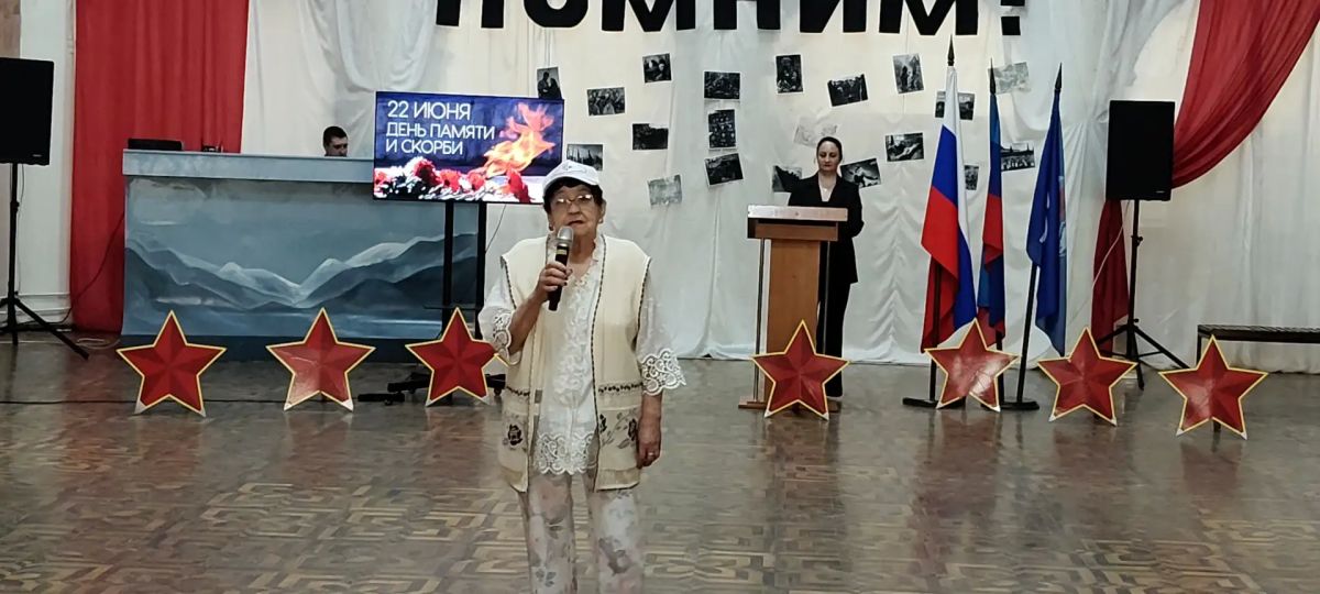 В Молодогвардейске и Самсоновке прошли памятные мероприятия ко Дню памяти и скорби В Молодогвардейске и Самсоновке прошли памятные мероприятия ко Дню памяти и скорби