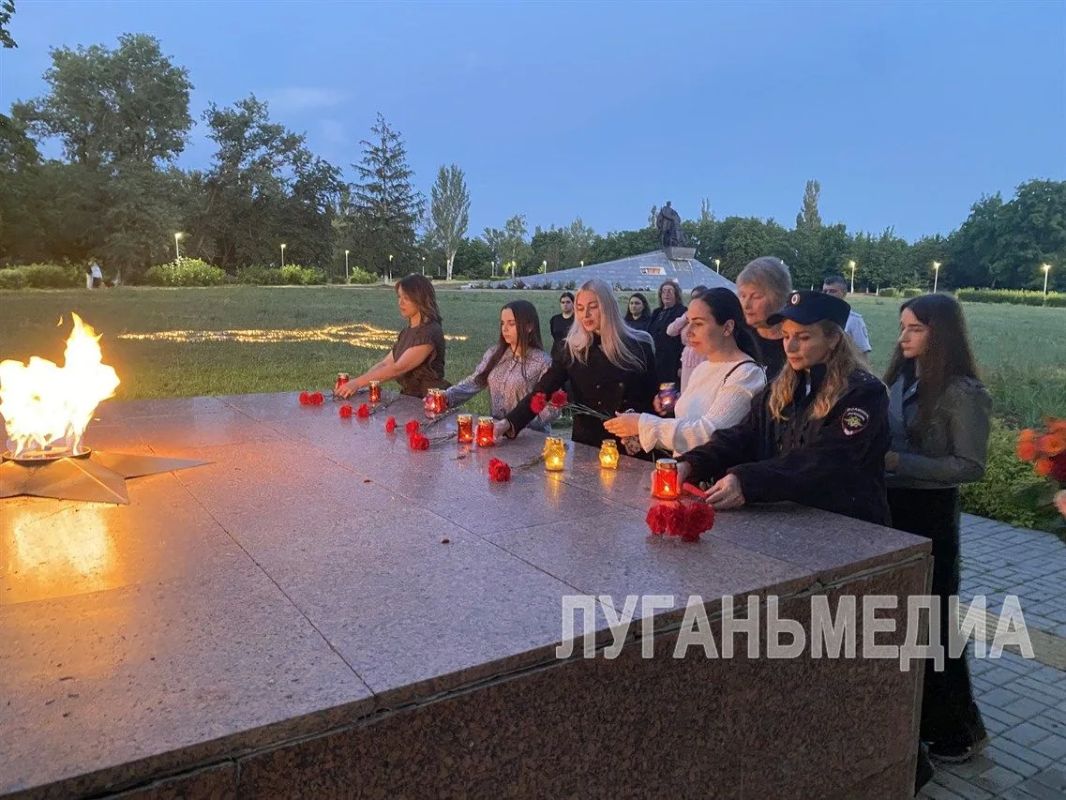 21 июня в пгт Меловое состоялся митинг 21 июня в пгт Меловое состоялся митинг