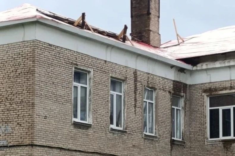 Тува продолжает капитальный ремонт Червонопартизанской гимназии ЛНР Тува продолжает капитальный ремонт Червонопартизанской гимназии ЛНР