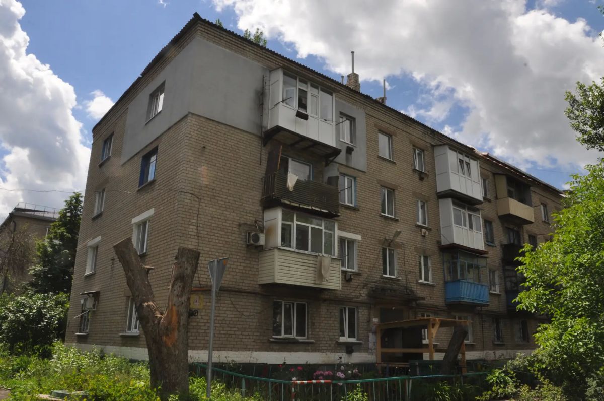 В Свердловском округе начались активные работы на очередном объекте жилого фонда, который восстанавливает регион-шеф Красноярский край В Свердловском округе начались активные работы на очередном объекте жилого фонда, который восстанавливает регион-шеф Красноярский край