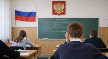 Минпросвещения РФ завершило разработку региональных учебников истории для Донбасса и Новороссии, с 1 сентября школьники начнут учиться по ним