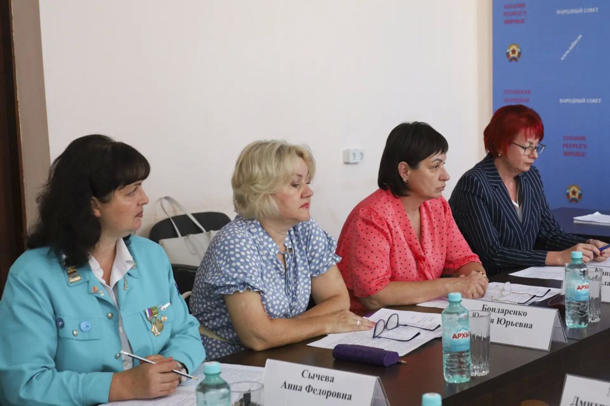 В Социальном комитете обсудили проблему нелегального трудоустройства молодежи В Социальном комитете обсудили проблему нелегального трудоустройства молодежи