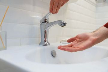 Юг Луганска без воды до вечера