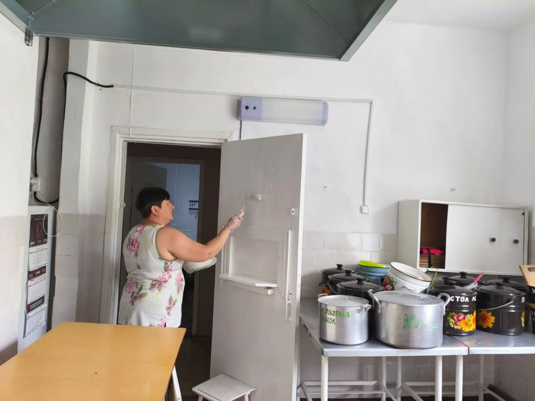 В Новодарьевском ясли-саду «Солнышко» начались ремонтные работы В Новодарьевском ясли-саду «Солнышко» начались ремонтные работы