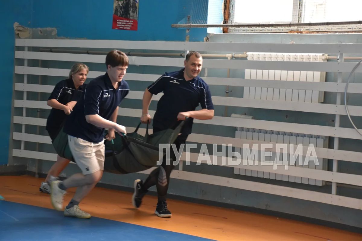В Краснолучской школе № 29 прошел муниципальный этап Всероссийской игры «Семейная зарница» В Краснолучской школе № 29 прошел муниципальный этап Всероссийской игры «Семейная зарница»