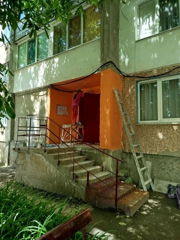 ООО УК «КЖС» ведет плановые работы по содержанию жилого фонда: ООО УК «КЖС» ведет плановые работы по содержанию жилого фонда: