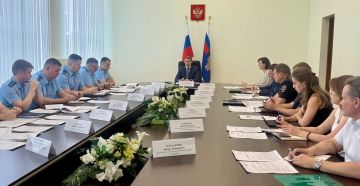 В прокуратуре республики под председательством и.о. прокурора Луганской Народной Республики Валерия Кузьмина проведено заседание межведомственной рабочей группы по противодействию правонарушениям при реализации национальных...
