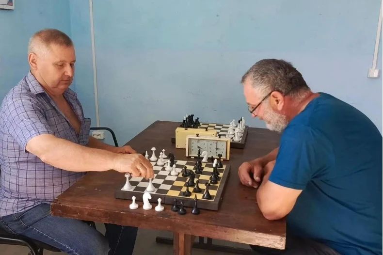 Турнир по шахматам среди старшего поколения провели в селе Дарьино-Ермаковка Турнир по шахматам среди старшего поколения провели в селе Дарьино-Ермаковка