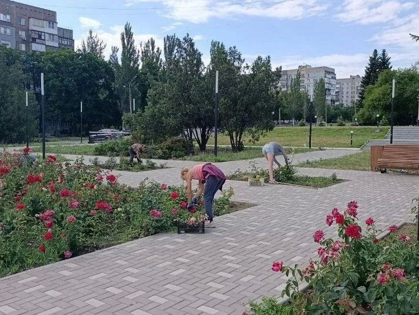 Коммунальными службами проведены работы на территории города Коммунальными службами проведены работы на территории города