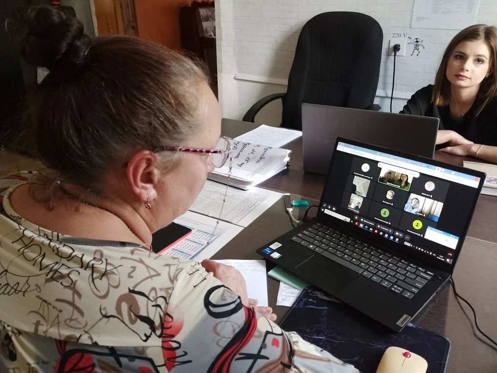 23 июня Бугаевский Дом культуры присоединился к телемосту организованный коллегами из Дружбинского сельского Дома культуры Соль-Илецкого района Оренбургской области 23 июня Бугаевский Дом культуры присоединился к телемосту организованный коллегами из Дружбинского сельского Дома культуры Соль-Илецкого района Оренбургской области