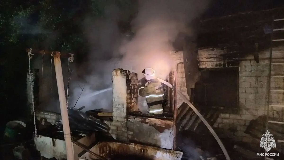 В Успенке на пожаре пострадал подросток В Успенке на пожаре пострадал подросток