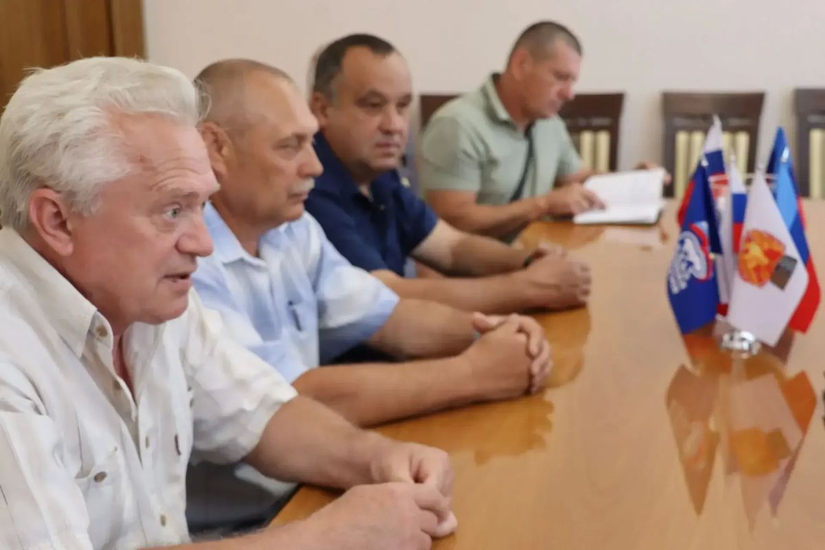 Сегодня мы отмечаем День ветеранов боевых действий Сегодня мы отмечаем День ветеранов боевых действий