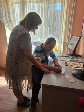 Филиал 7 ГКУ ЛНР "РЦСЗН" в г. Первомайске продолжает выдачу удостоверений ликвидаторам последствий аварии на ЧАЭС