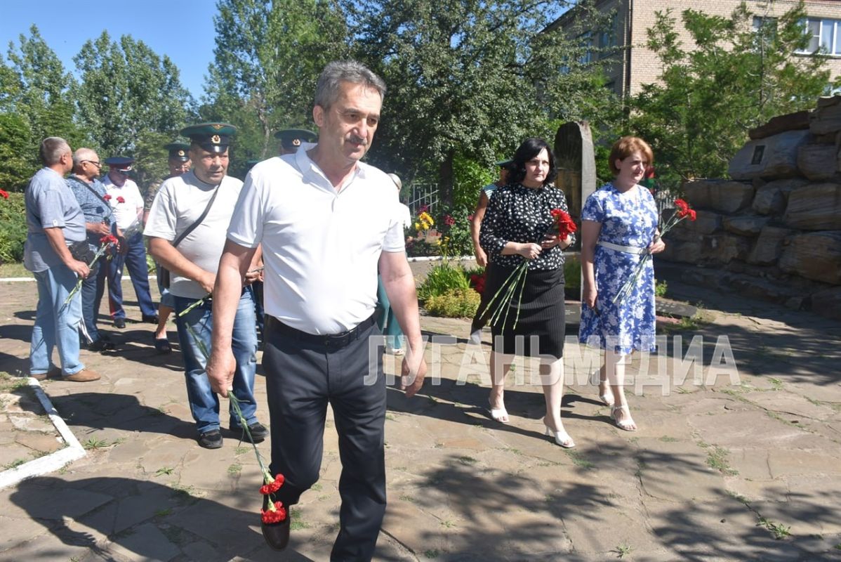 В Лутугинском округе чествовали ветеранов СВО В Лутугинском округе чествовали ветеранов СВО
