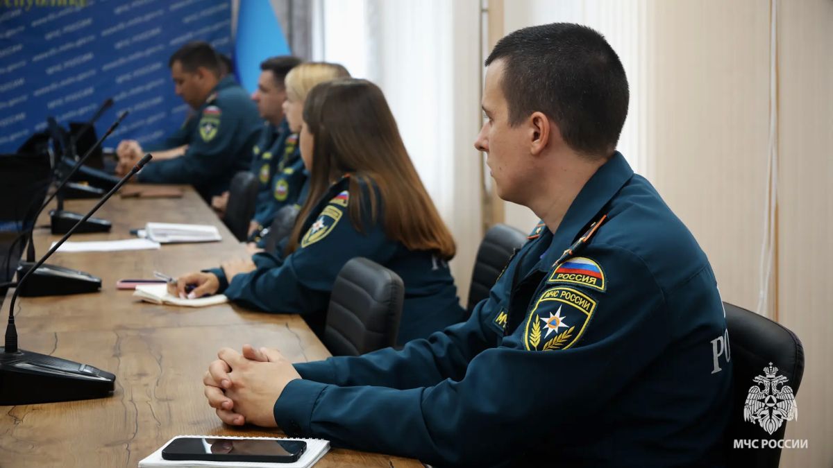 В Главном управлении МЧС России по Луганской Народной Республике прошло заседание Молодёжного совета В Главном управлении МЧС России по Луганской Народной Республике прошло заседание Молодёжного совета
