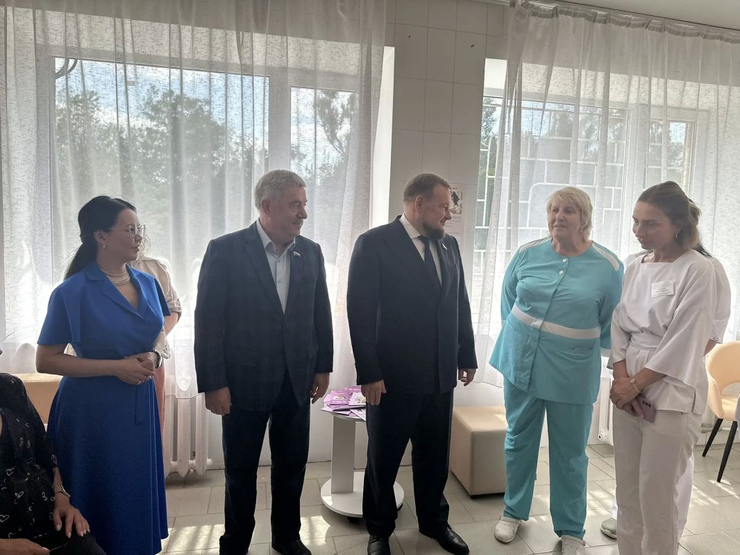 В Луганском перинатальном центре открылся современный кабинет послеродового сопровождения В Луганском перинатальном центре открылся современный кабинет послеродового сопровождения