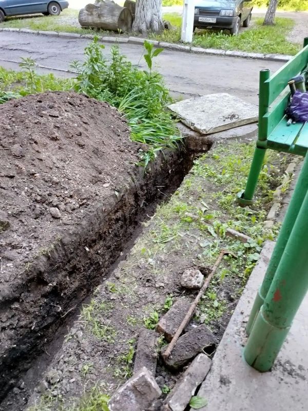 ООО УК КЖС продолжает работы по благоустройству подведомственных территорий ООО УК КЖС продолжает работы по благоустройству подведомственных территорий