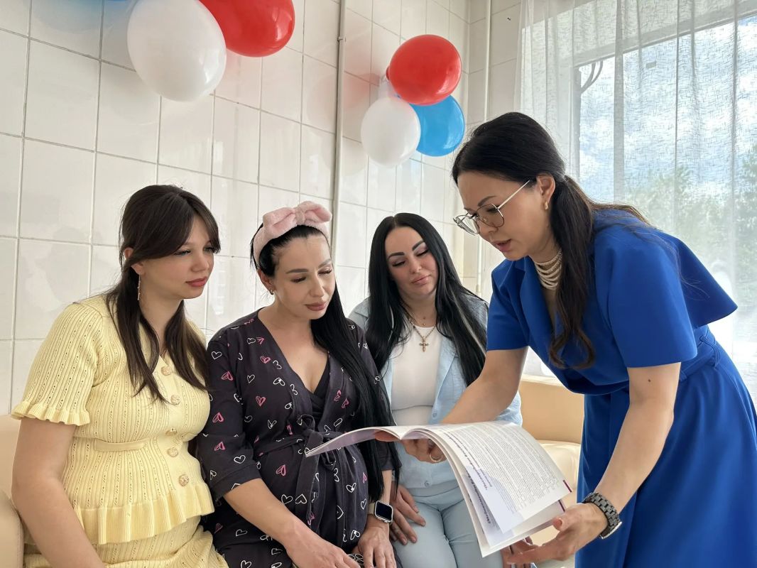 В Луганском перинатальном центре открылся современный кабинет послеродового сопровождения В Луганском перинатальном центре открылся современный кабинет послеродового сопровождения