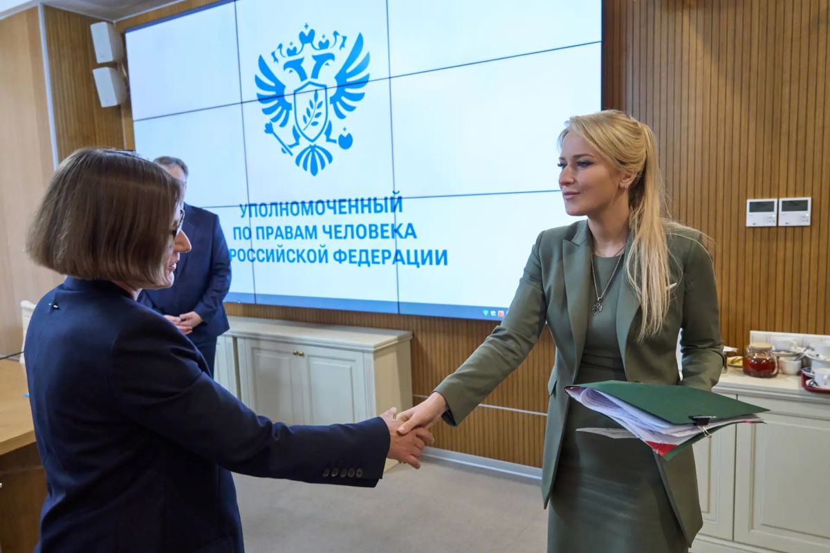 Яна Лантратова: Сегодня в Доме прав человека встретилась с Президентом МККК Мирьяной Сполярич Яна Лантратова: Сегодня в Доме прав человека встретилась с Президентом МККК Мирьяной Сполярич