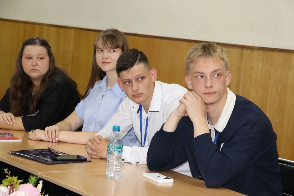 Молодежный совет провел заседание Молодежный совет провел заседание