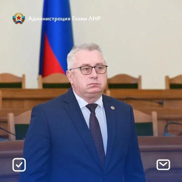 Олег Черноусов официально возглавил Администрацию Главы ЛНР