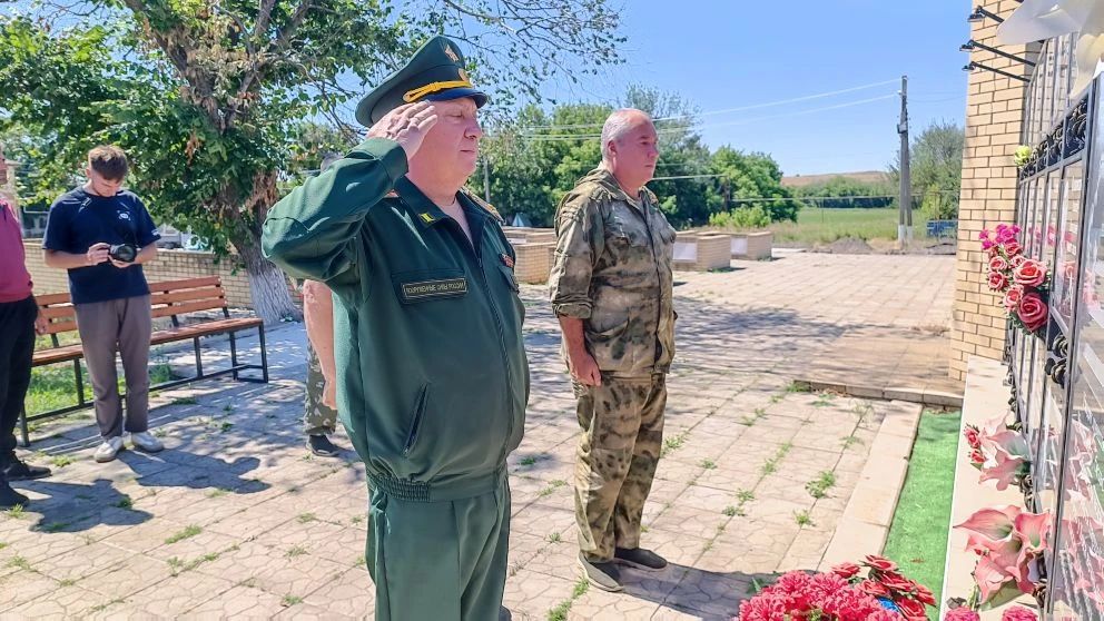 В День ветеранов боевых действий вместе с однополчанами из родного 206 полка отправились в село Дьяково, чтобы почтить память наших земляков, погибших в ходе специальной военной операции В День ветеранов боевых действий вместе с однополчанами из родного 206 полка отправились в село Дьяково, чтобы почтить память наших земляков, погибших в ходе специальной военной операции