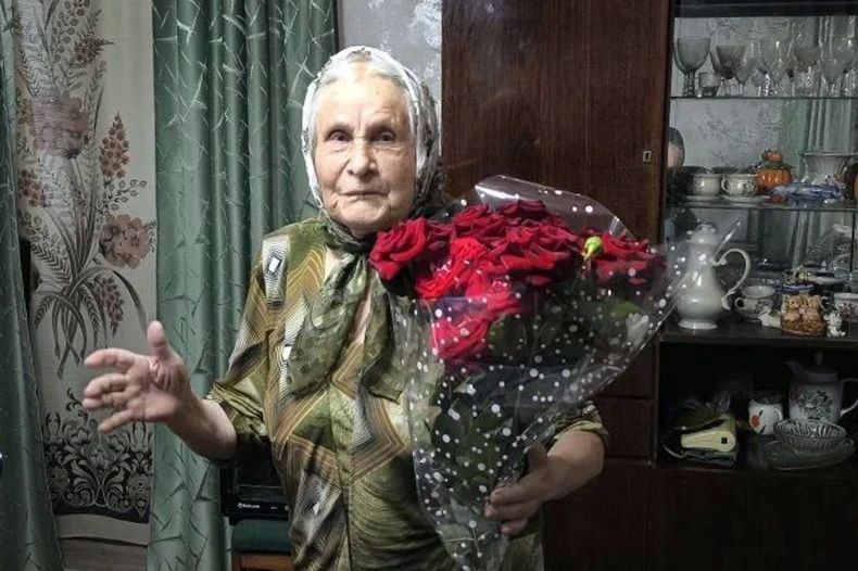 С 90-летием в Червонопартизанске поздравили активную долгожительницу Софию Гайко С 90-летием в Червонопартизанске поздравили активную долгожительницу Софию Гайко