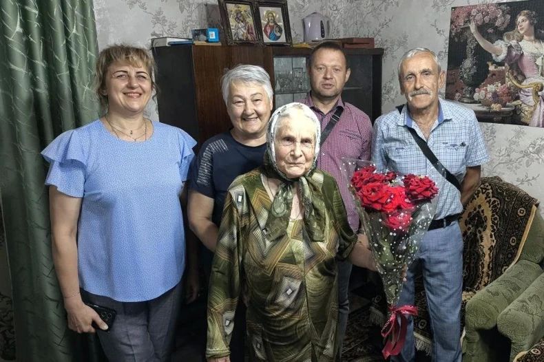 С 90-летием в Червонопартизанске поздравили активную долгожительницу Софию Гайко