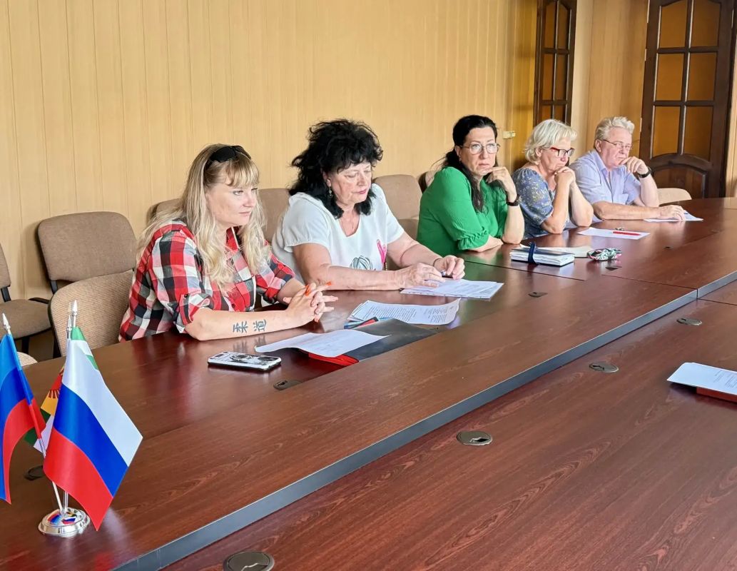 Под председательством Заместителя Главы Администрации Евгении Волковой состоялось заседание комиссии по делам несовершеннолетних и защите их прав городского округа города Рубежное Под председательством Заместителя Главы Администрации Евгении Волковой состоялось заседание комиссии по делам несовершеннолетних и защите их прав городского округа города Рубежное