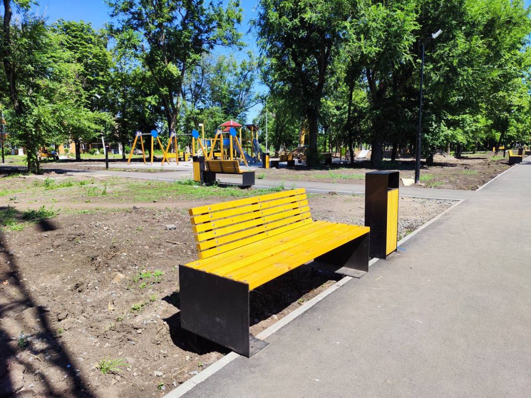 В Свердловске вовсю кипит работа по благоустройству сквера «Марс» В Свердловске вовсю кипит работа по благоустройству сквера «Марс»