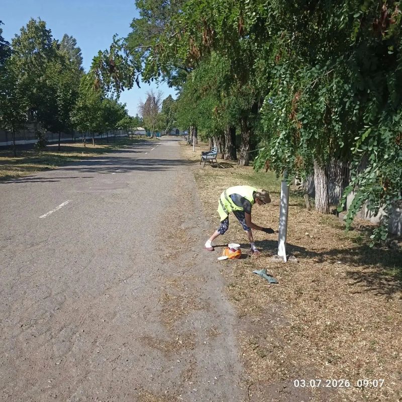 Продолжаются работы по благоустройству и очистке городских территорий