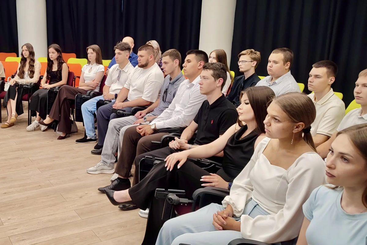 Иван Санаев: Сегодня принял участие в закрытии федерального образовательного проекта «ПолитЗавод» Иван Санаев: Сегодня принял участие в закрытии федерального образовательного проекта «ПолитЗавод»