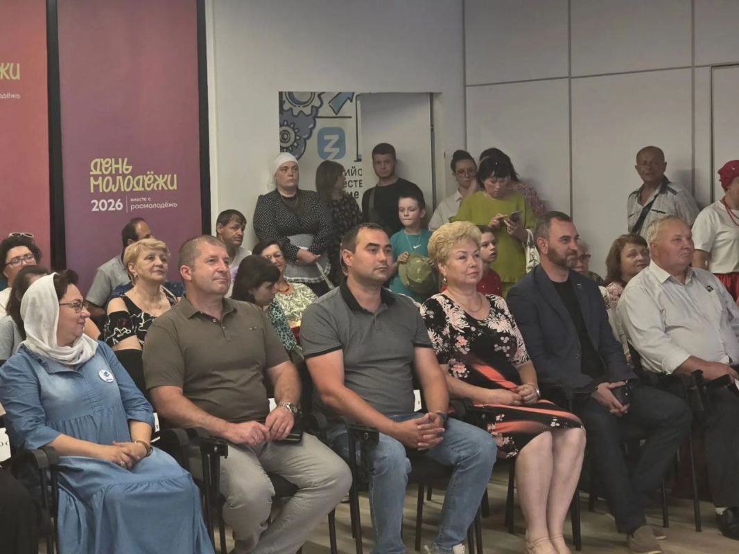 Ольга Бас: В преддверии Дня семьи, любви и верности посетила инклюзивный фестиваль "Семейные традиции особенного назначения", устроенный Луганской общественной организацией социальной защиты граждан "Путь добра" Ольга Бас: В преддверии Дня семьи, любви и верности посетила инклюзивный фестиваль "Семейные традиции особенного назначения", устроенный Луганской общественной организацией социальной защиты граждан "Путь добра"